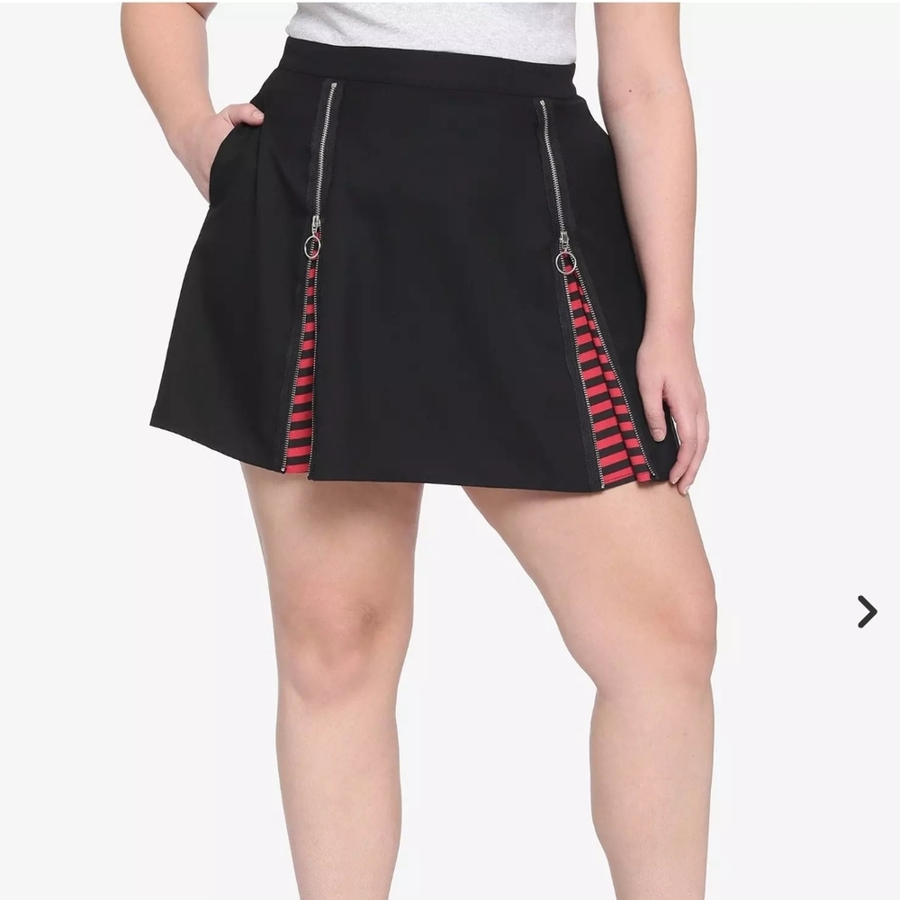 Hot Topic Black Skater Skirt with Red Stripes Size 3X